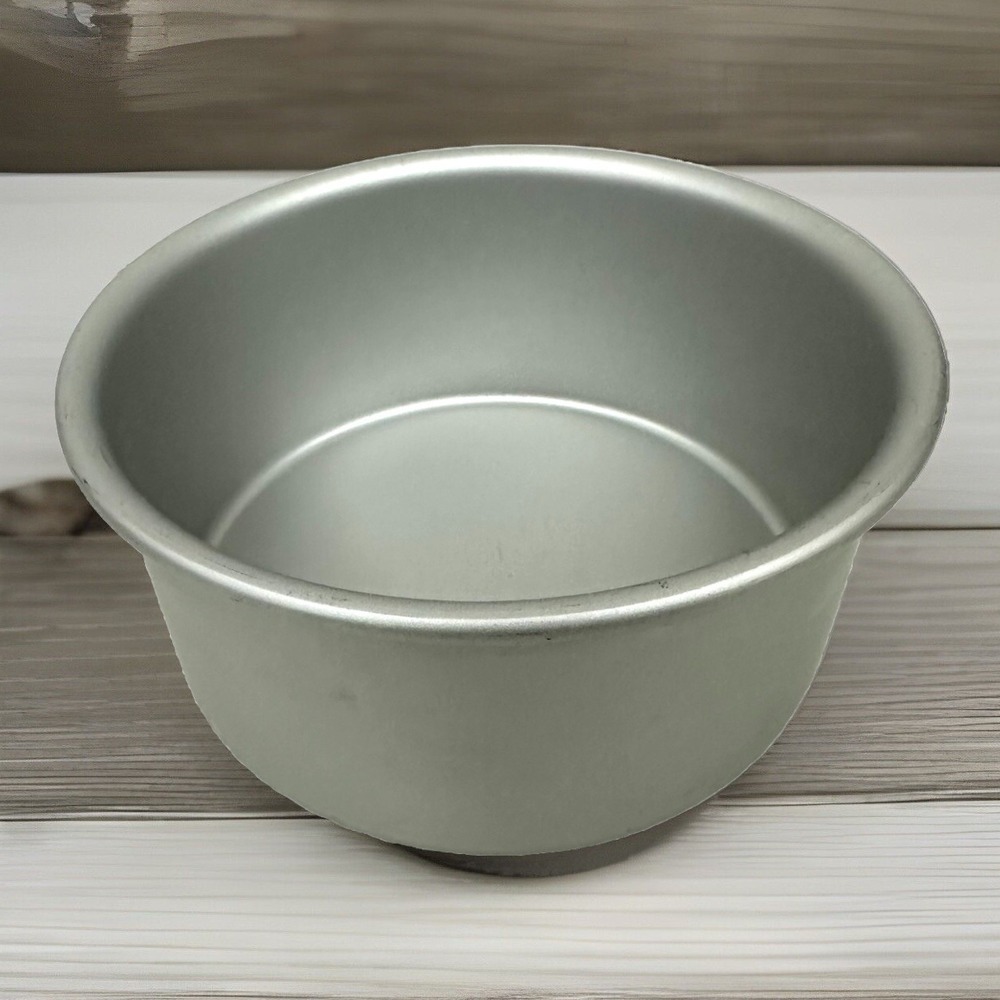 Fat Daddio's Anodized Aluminum Round Cake Pan 6"x3"